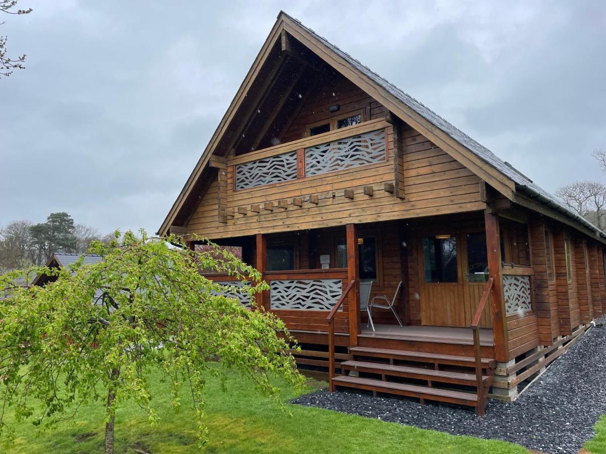 Luxury 3 Bedroom, 3 Bathroom Lodge With Hot Tub Llanbedr  Zewnętrze zdjęcie